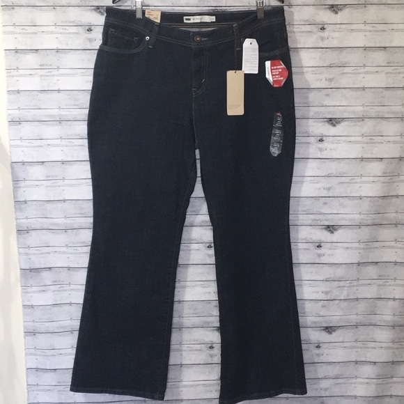 levi curvy jeans
